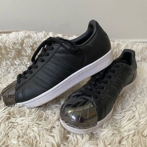 Adidas black superstars